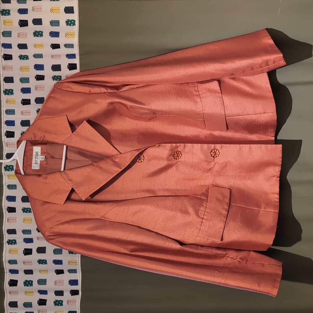 Raw silk look blazer
